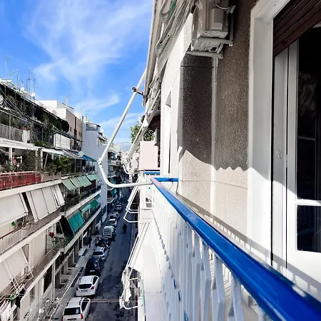 2-bedroom Gallery Near The Metro *
