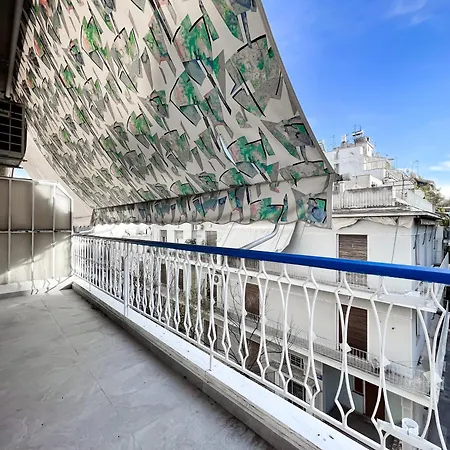 2-bedroom Gallery Near The Metro *