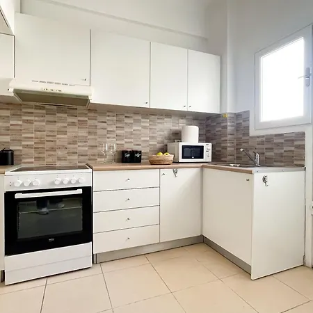 2-bedroom Gallery Near The Metro